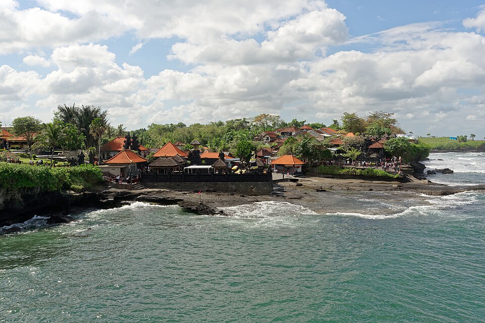 Tanah Lot — Bali