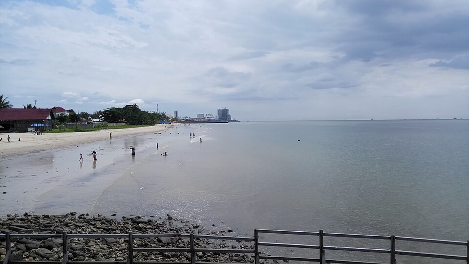 Pantai Kemala — Balikpapan